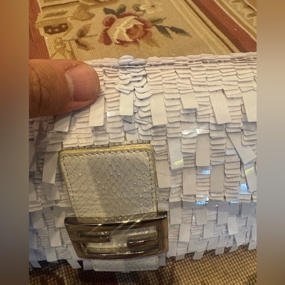 Vintage Fendi Sequins Baguette White Designer Shoulder Bag With Lizard Accents - Picture 15 of 16